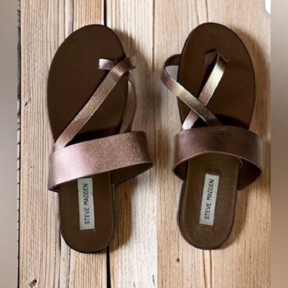 Steve Madden Athens rose gold sandals size 8.5  Athens Strappy Flat Faux Leather - Picture 2 of 16